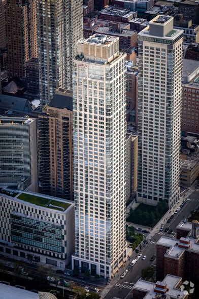 Primary Photo Of 51 Amsterdam Ave, New York Apartments For Lease