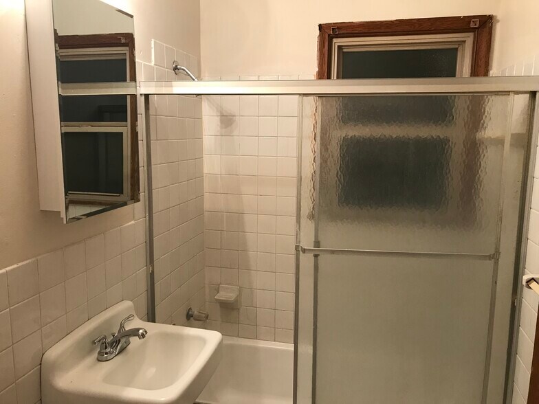 More Photos Of 2824 31st Ave S, Minneapolis Apartments For Sale