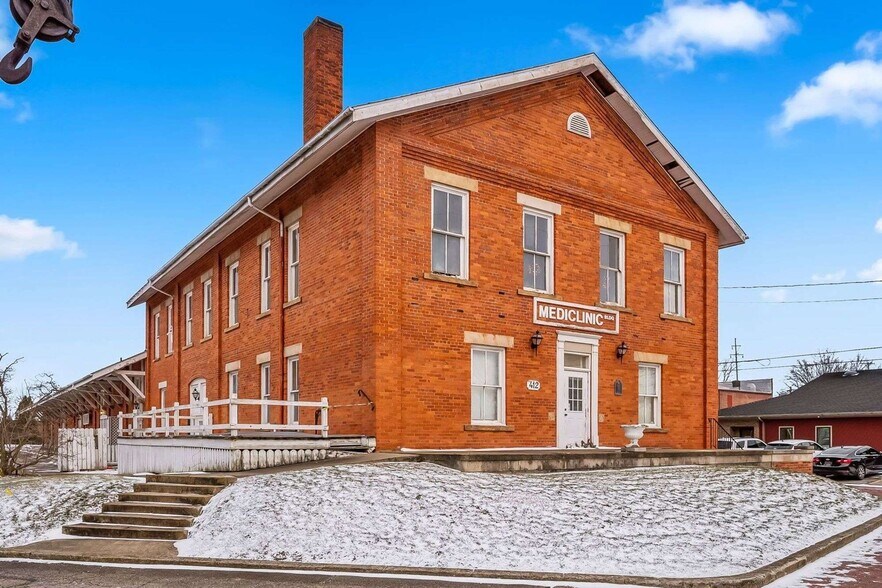 More Photos Of 412 E River St, Elyria Office For Sale