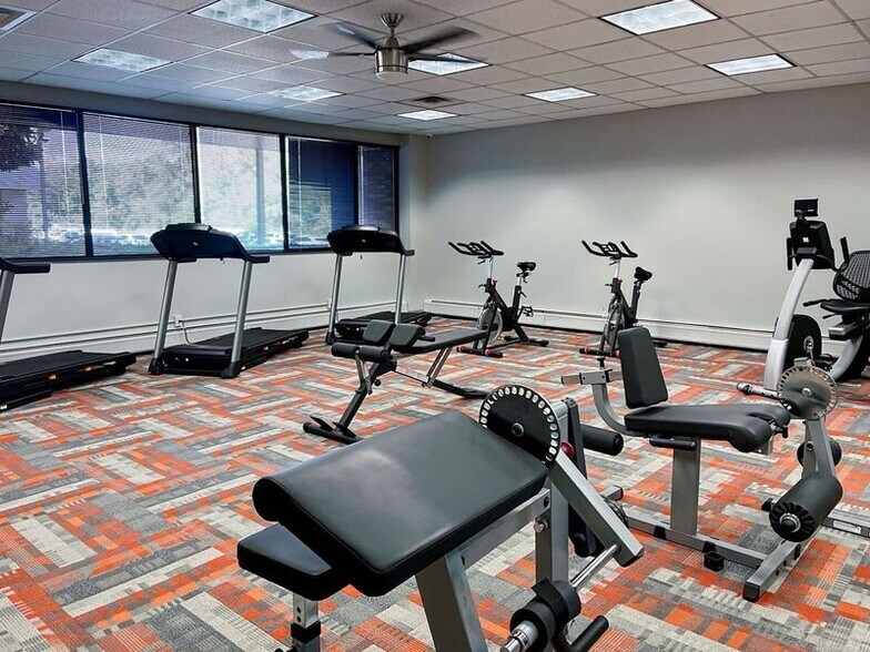 More Photos Of 800 Kinderkamack Rd, Oradell Coworking Space