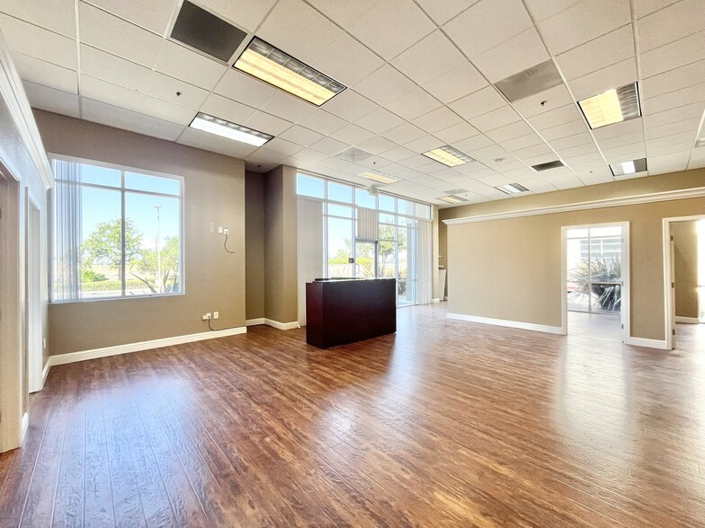 More Photos Of 4750-4794 Duckhorn Dr, Sacramento Research And Development For Sale