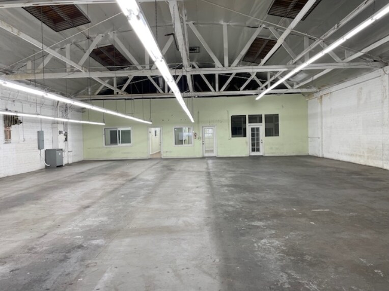 More Photos Of 790 E Washington Blvd, Los Angeles Warehouse For Lease