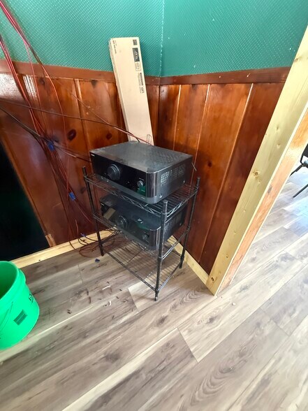 More Photos Of 1640 W US-2, Crystal Falls Restaurant For Sale