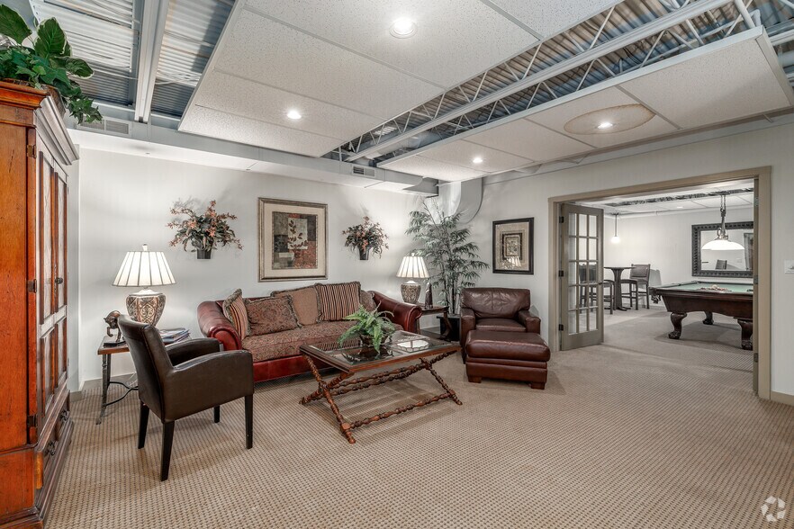 More Photos Of 4001 E Genesee St, Syracuse Apartments For Lease