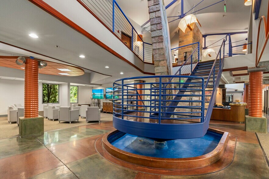 More Photos Of 6160 Plumas St, Reno Office For Lease