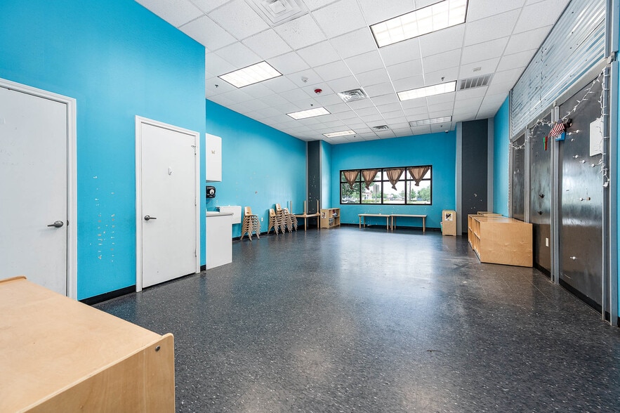 More Photos Of 12152 Shadow Creek Pky, Pearland Daycare Center For Sale