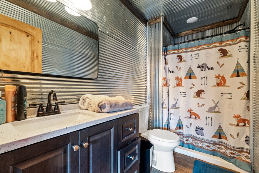 More Photos Of 14011 AR-5, Norfork Flex For Sale