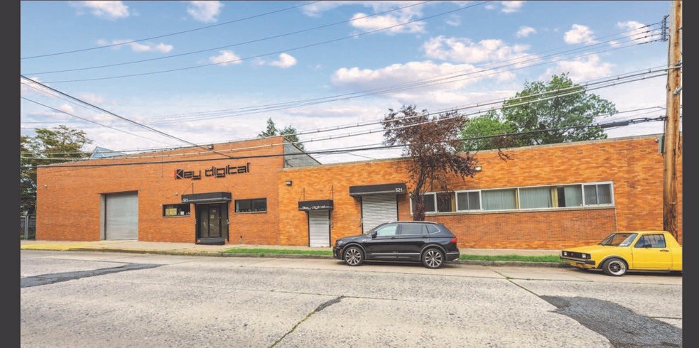 More Photos Of 521 E 3rd St, Mount Vernon Manufacturing For Sale