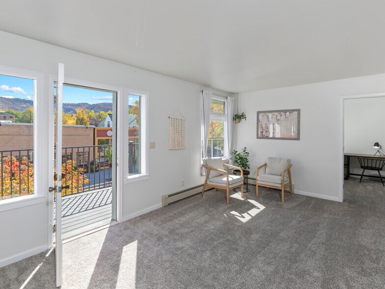 More Photos Of 609 Clinton St, Ridgway Apartments For Sale