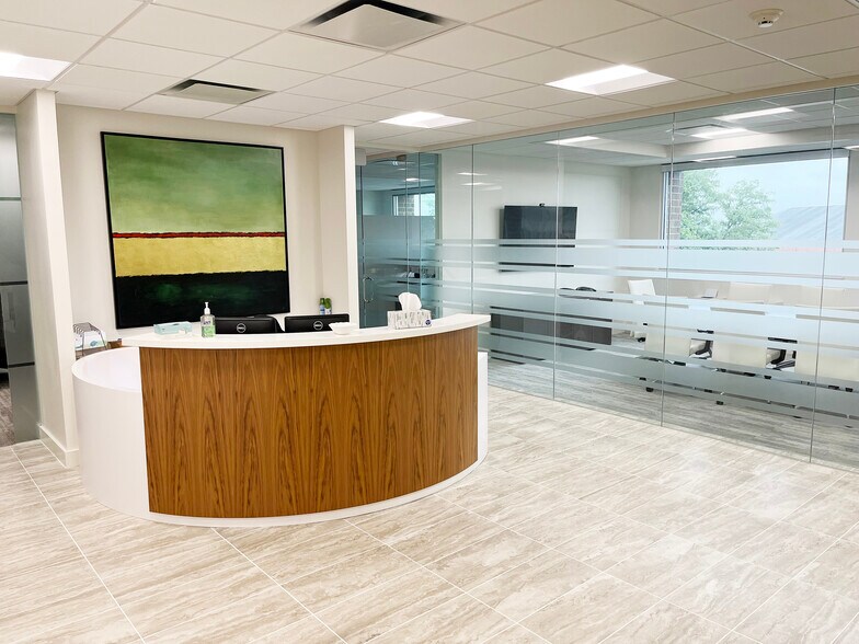 More Photos Of 53 Forest Ave, Old Greenwich Office For Lease