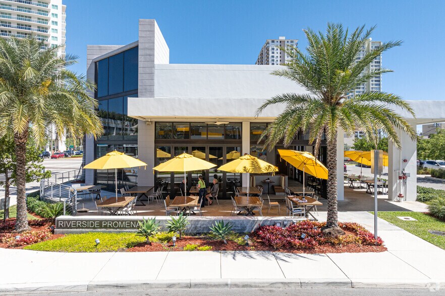 More Photos Of 3206 E Atlantic Blvd, Pompano Beach General Retail For Lease