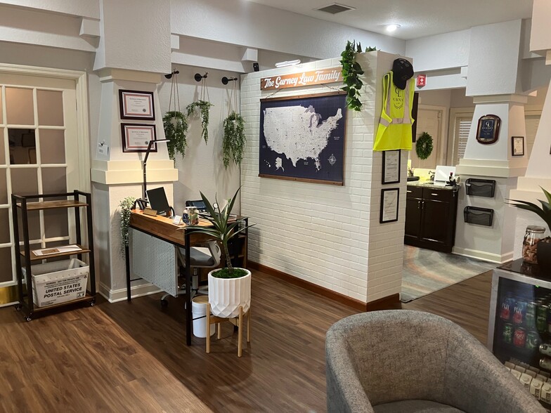 More Photos Of 212 Pasadena Pl, Orlando Office For Lease