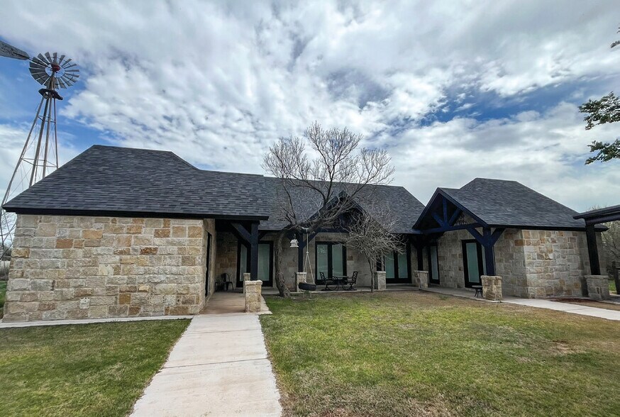 More Photos Of 1510 US Highway 83, Childress Land For Sale