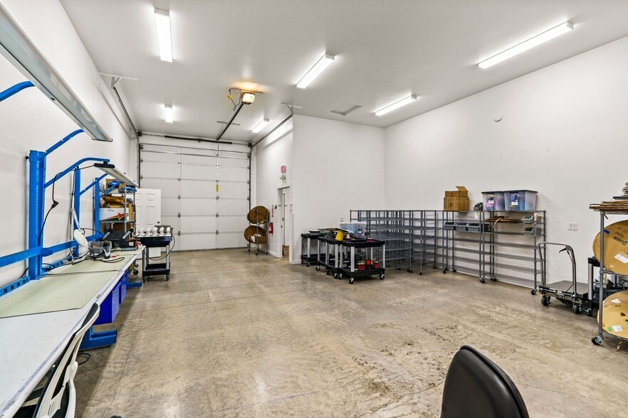 More Photos Of 93303 Prairie Rd, Junction City Industrial For Sale