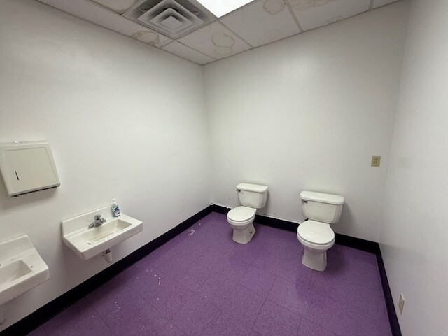 More Photos Of 12001 Shaker Blvd, Cleveland Medical For Sale