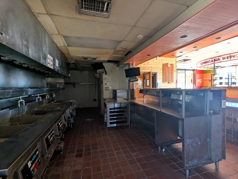 More Photos Of 1430 Washington Blvd, Beaumont General Retail For Sale