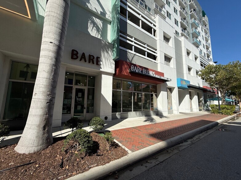Primary Photo Of 1415 2nd St, Sarasota Apartments For Lease