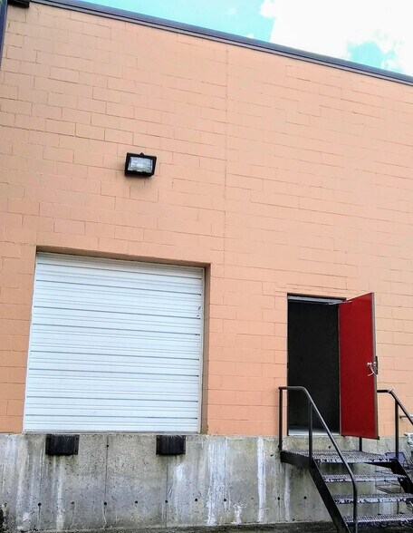 More Photos Of 155 Webster St, Hanover Light Manufacturing For Lease