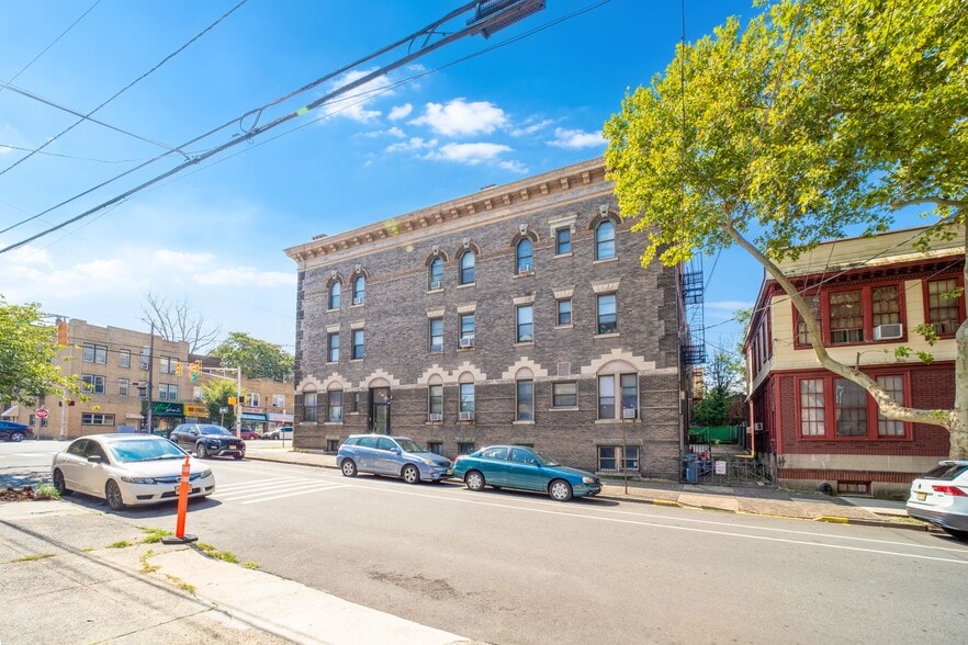 More Photos Of 69 Hague St, Jersey City Apartments For Sale