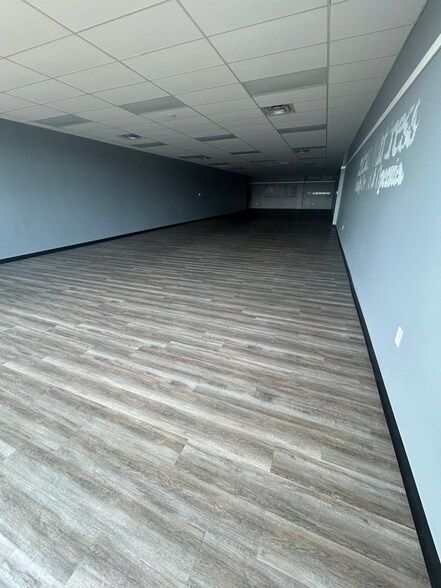 More Photos Of 6200-6220 US Highway 6, Portage Storefront For Lease