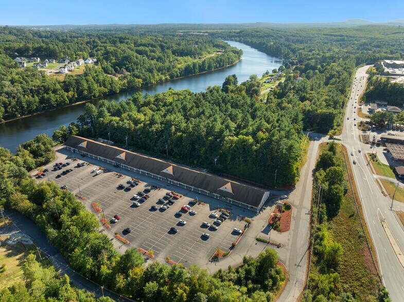 More Photos Of 11 Kimball Dr, Hooksett Freestanding For Lease