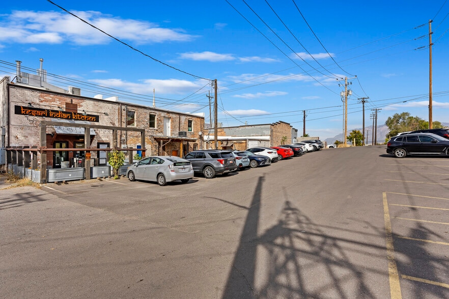 More Photos Of 2208-2212 S Washington blvd, Ogden Storefront Retail Office For Sale