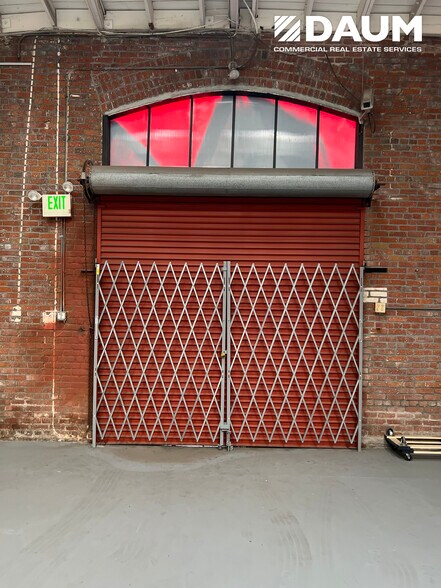 More Photos Of 800-810 S Santa Fe Ave, Los Angeles Warehouse For Lease