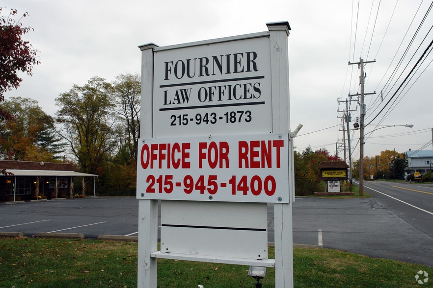 More Photos Of 2480 Durham Rd, Bristol Office For Lease