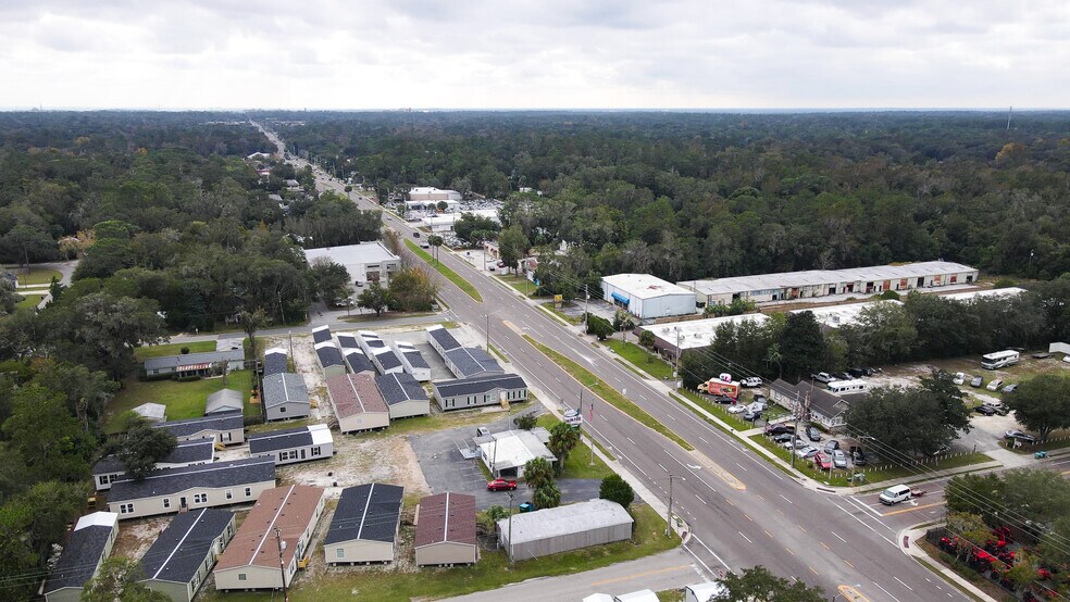 More Photos Of 4424 NW 13th St, Gainesville Unknown For Lease