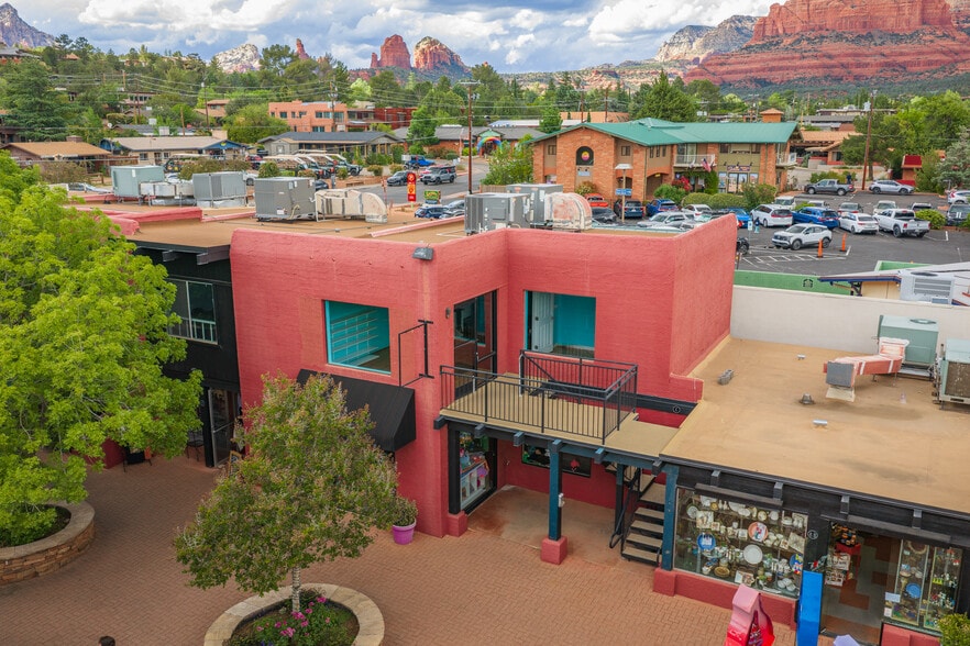 More Photos Of 273 N State Route 89A, Sedona Storefront For Lease