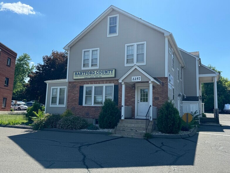 Primary Photo Of 2257 Silas Deane Hwy, Rocky Hill Medical For Lease
