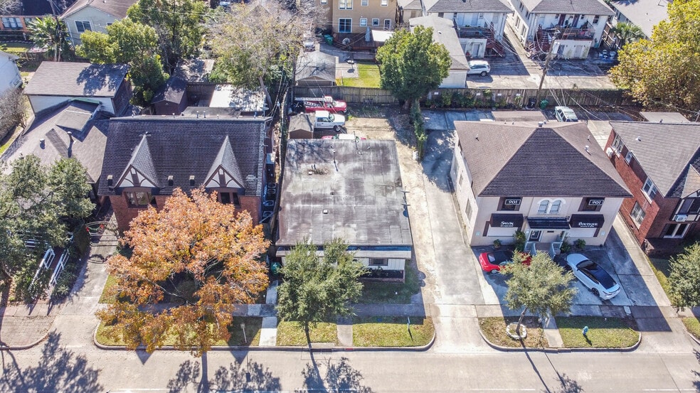 More Photos Of 815 W Gray St, Houston Specialty For Sale