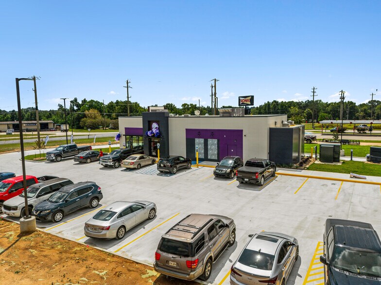 More Photos Of 2370 Hwy171 Hwy, Stonewall Fast Food For Sale