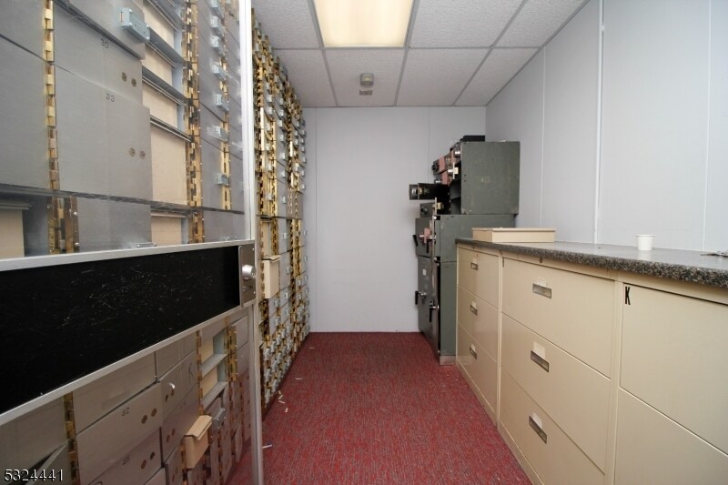 More Photos Of 426 Ridgedale Ave, East Hanover Bank For Lease