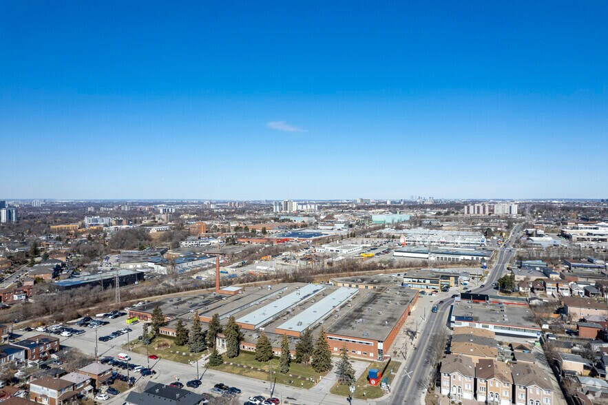 More Photos Of 250 Bowie Ave, Toronto Light Manufacturing For Lease