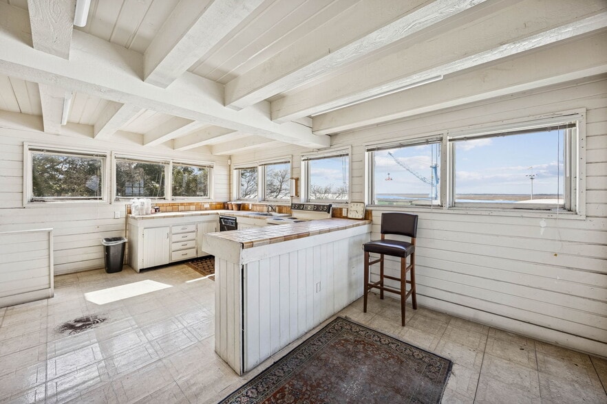 More Photos Of 501 N 3rd St, Fernandina Beach Office For Sale