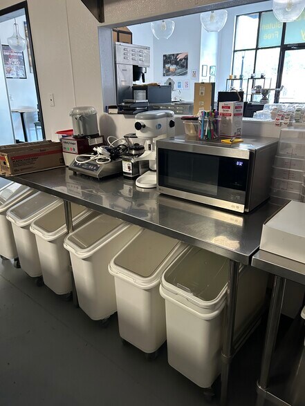 More Photos Of 901 Abernathy Rd, Sandy Springs Apartments For Sale