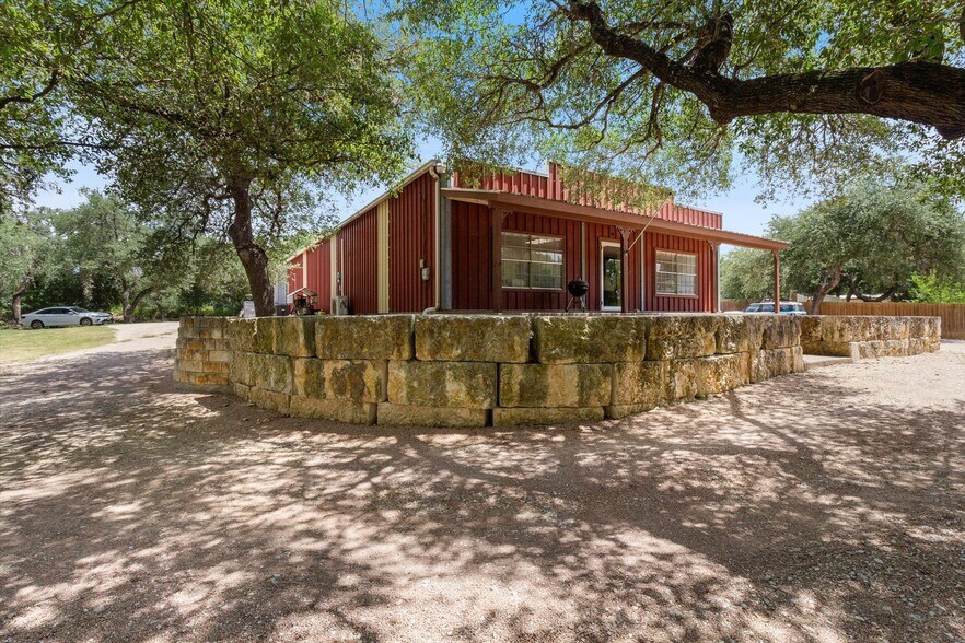 More Photos Of 2108 Ranch Road 12, San Marcos General Retail For Sale