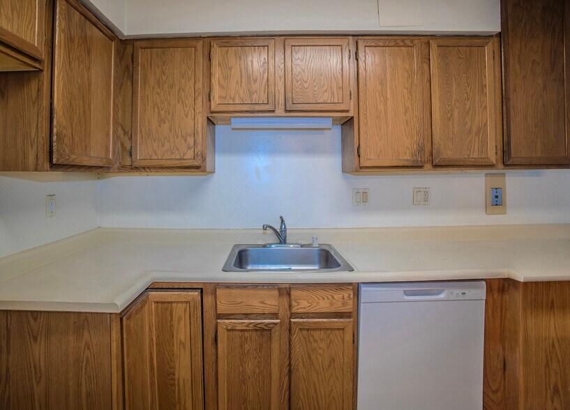 More Photos Of 3066 Willow Pass Rd, Concord Apartments For Sale