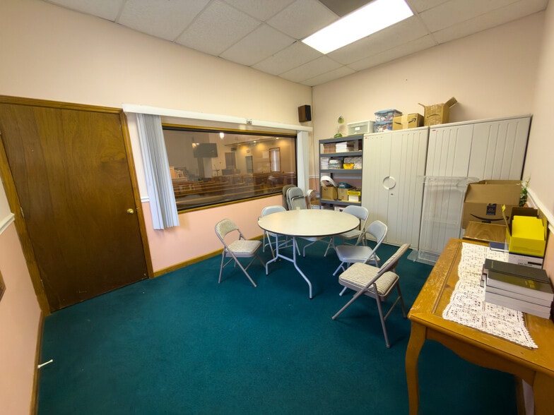 More Photos Of 5887 Highway 320, Carnesville Specialty For Sale