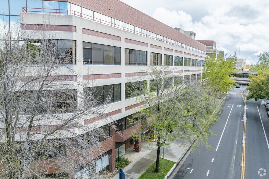 More Photos Of 1020 29th St, Sacramento Unknown For Lease