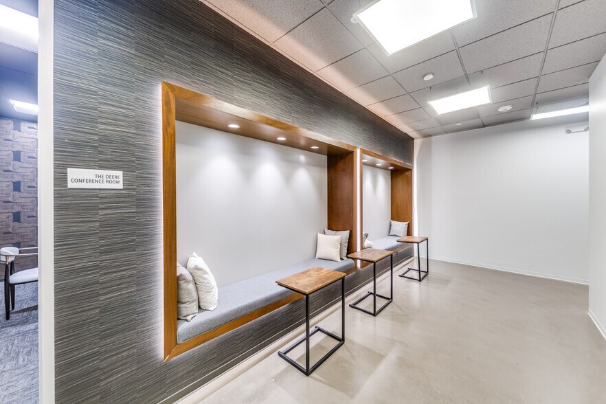 More Photos Of 77 Sugar Creek Center Blvd, Sugar Land Coworking Space