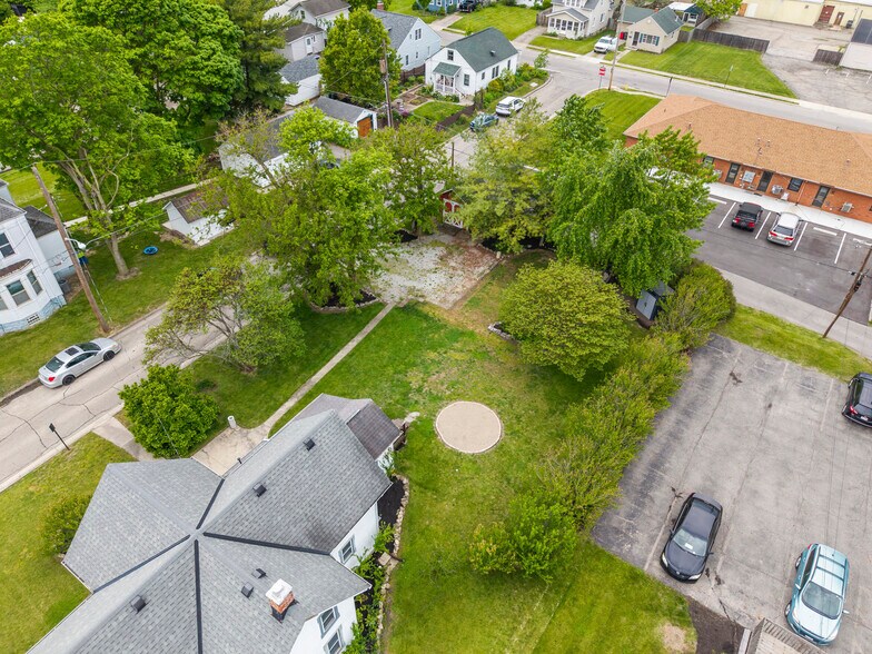More Photos Of 4103 Broadway, Grove City Freestanding For Sale