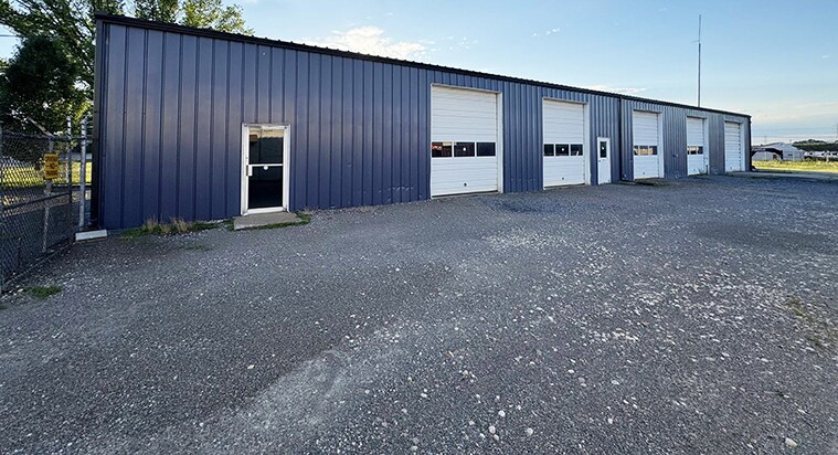 More Photos Of 6909 School Ave, Richmond Service For Lease