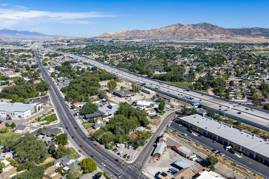 More Photos Of 877 N 100 E, Lehi Office For Sale