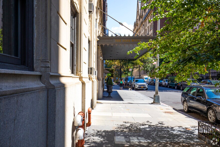 More Photos Of 23 W 73rd St, New York Apartments For Lease