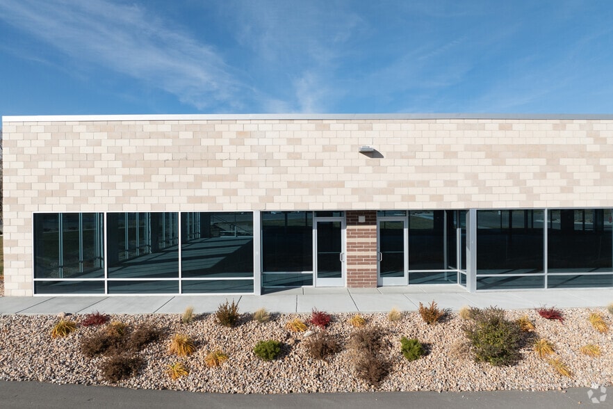 More Photos Of Interstate 215 at 2700 West, Salt Lake City Unknown For Lease