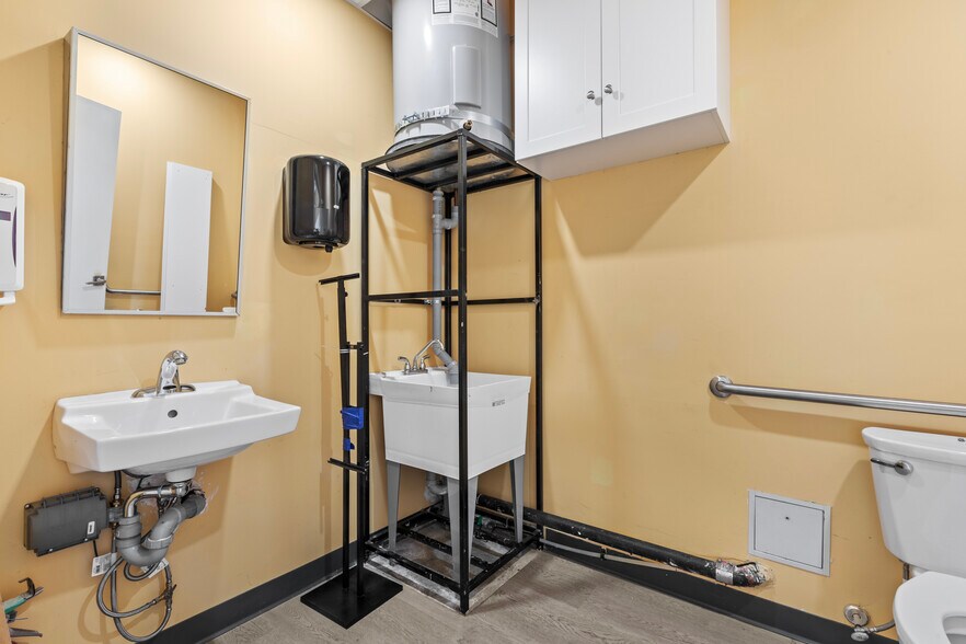 More Photos Of 5355-5377 Lane St, Burnaby Apartments For Sale