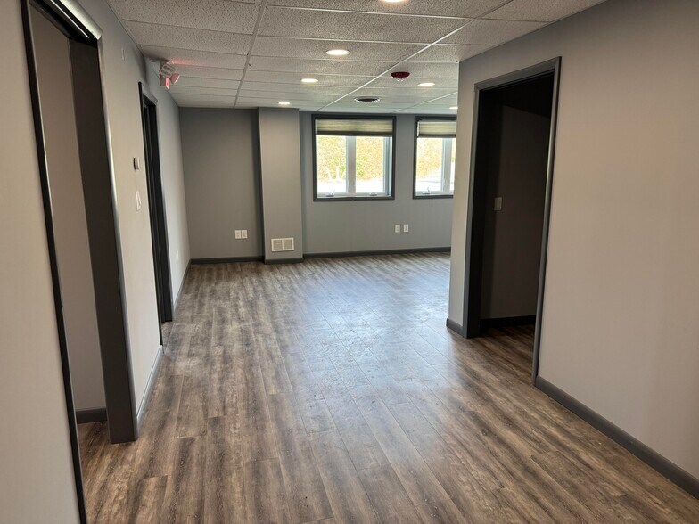 More Photos Of 205 Brick Kiln Rd, Winchester Warehouse For Sale