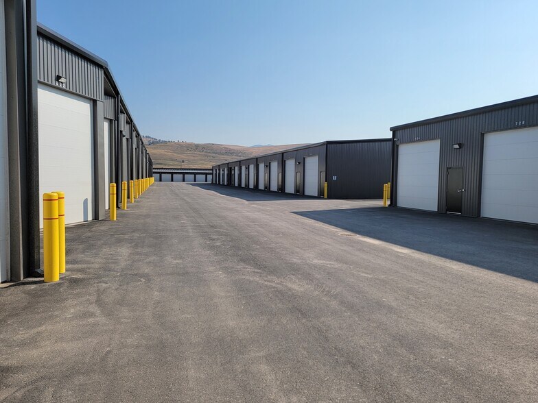 More Photos Of 5500 Aviation Way E, Missoula Unknown For Lease